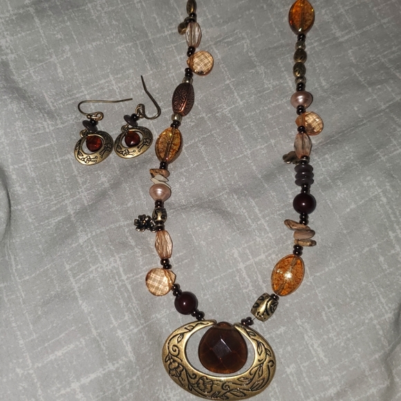 Premier Designs Jewelry - Premier Designs necklace & earrings
